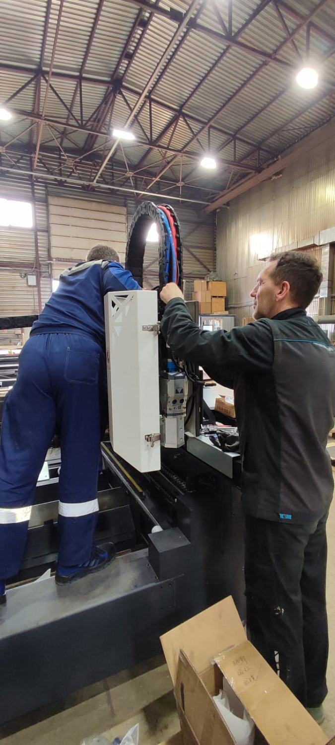 Пусконаладочные работы станка PENTA LASER Swing III